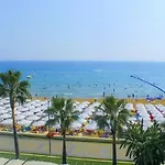 Sandy Ξενοδοχείο