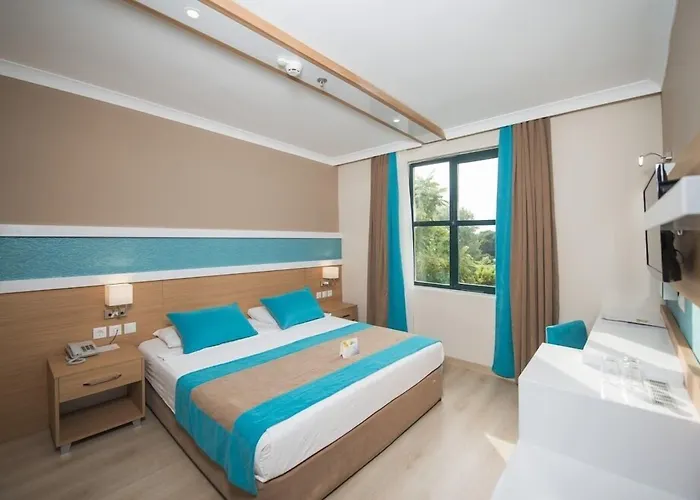 Sandy Szálloda Side